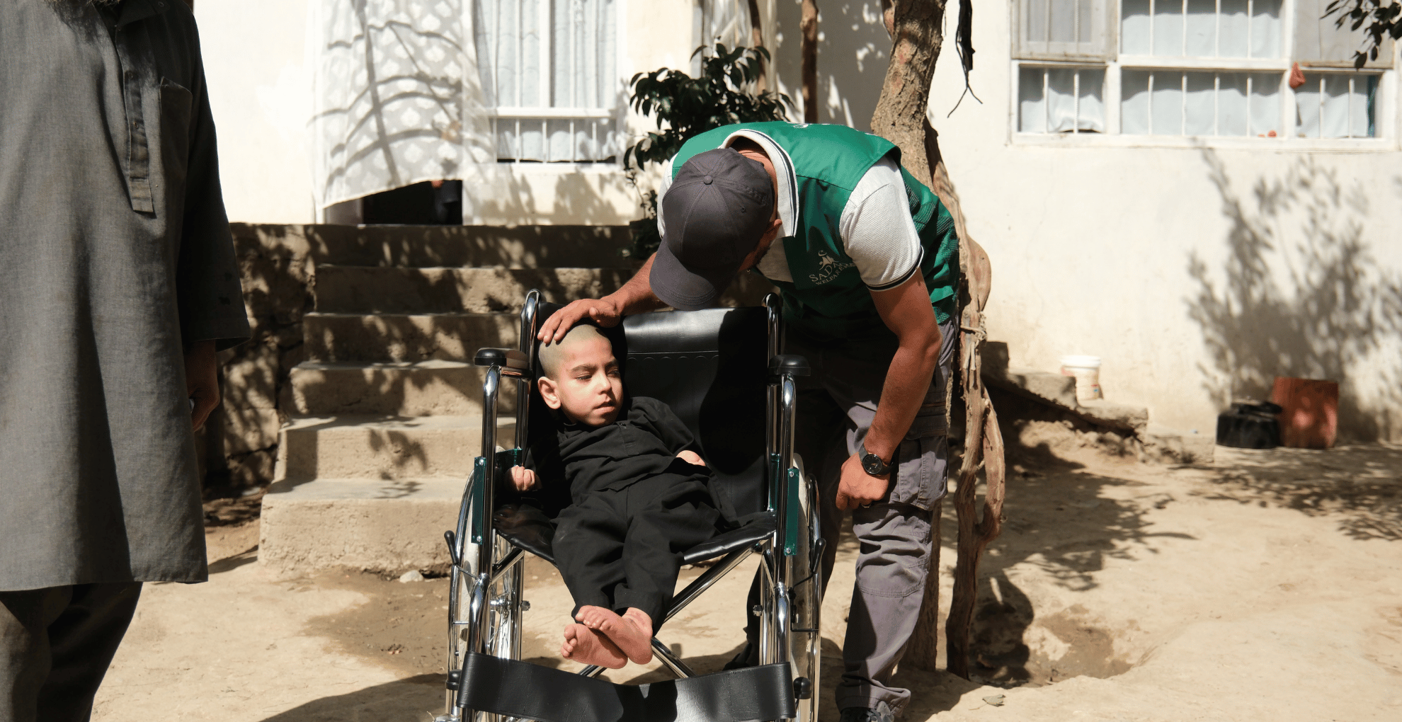 Laylatul Qadr and Charity: How to Maximise Reward with Sadaqah and Zakat During the Last Ten Nights